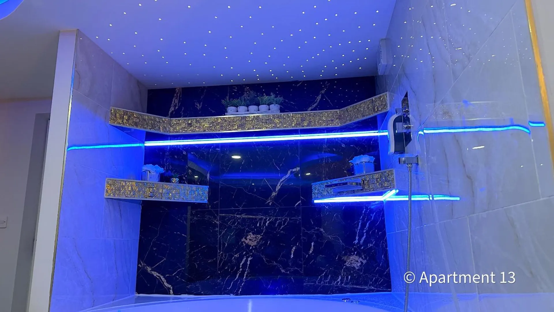 Mansa Apartments Bradford
