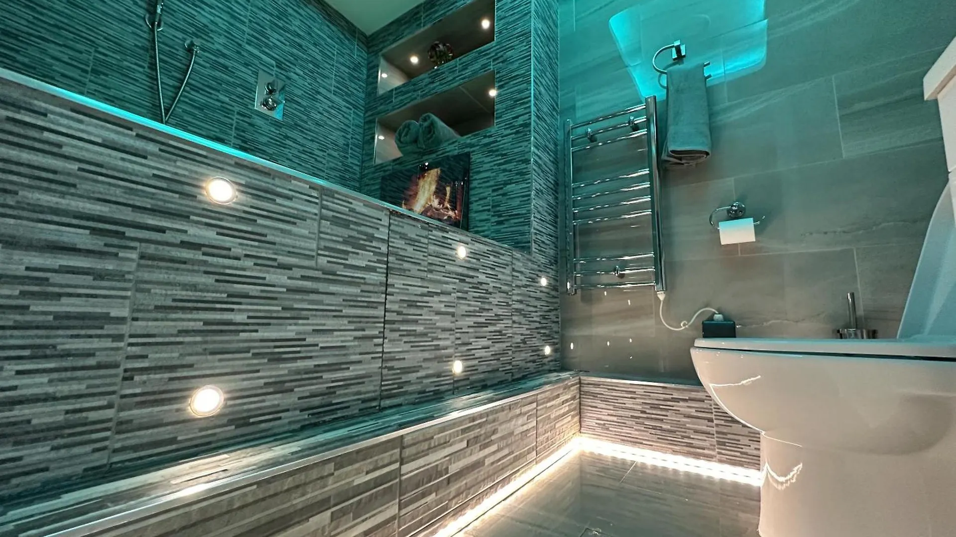 Mansa Apartments Bradford
