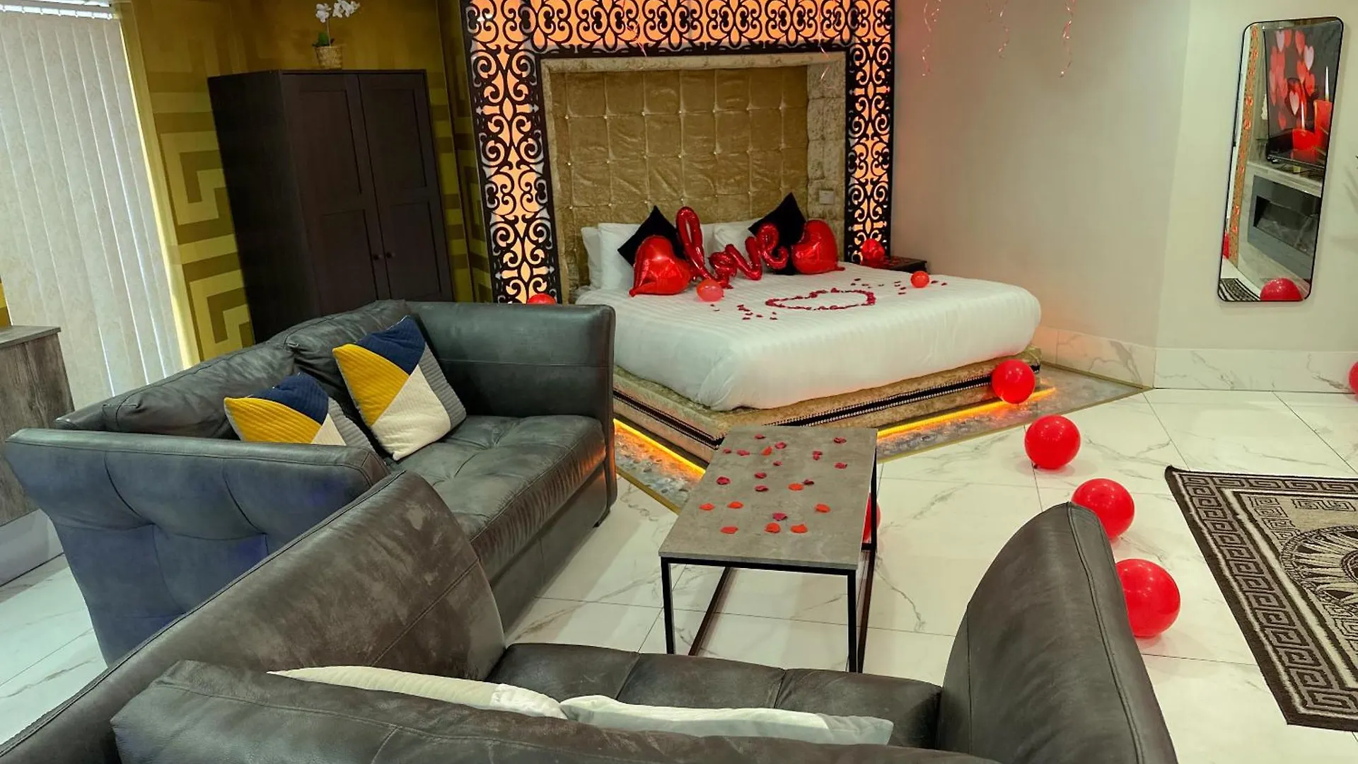Mansa Apartments Bradford   Bradford (West Yorkshire)
